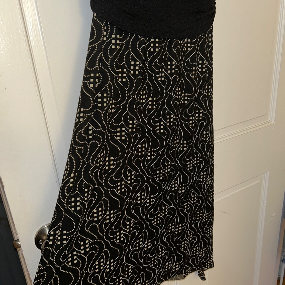 Max Studio Dress - Picture 3 of 7
